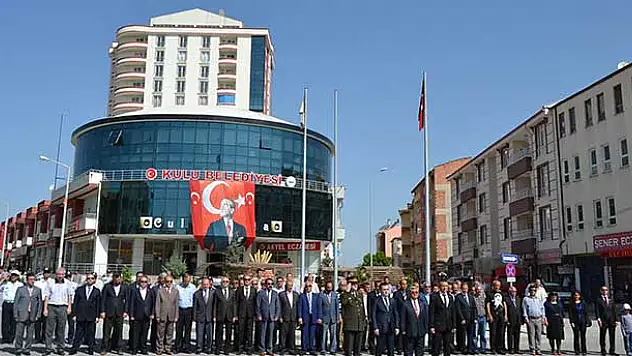 Kulu'da 19 Mayıs Gençlik ve Spor Bayramı törenle kutlandı