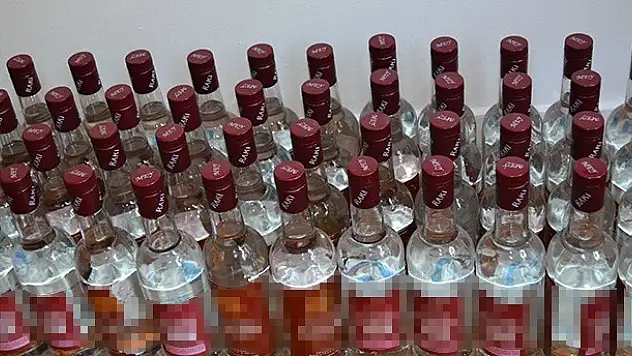 Kulu'da 50 Şişe Kaçak Rakı Ele Geçirildi