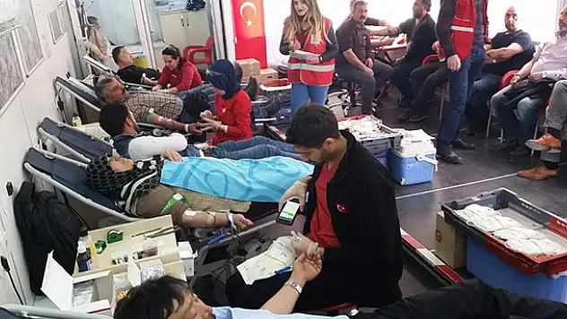 Kulu'da kan bağışına yoğun ilgi