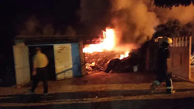 Kulu'da kömürlük yangını