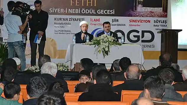 Kulu'da 'mekke'nin fethi gecesi'