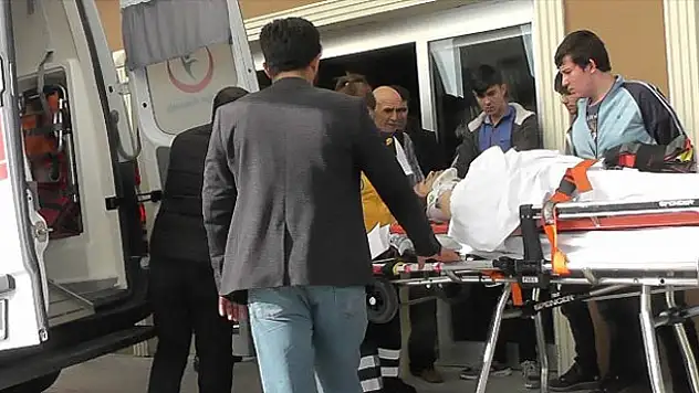 Kulu'da Motosiklet Kazası: İki Yaralı