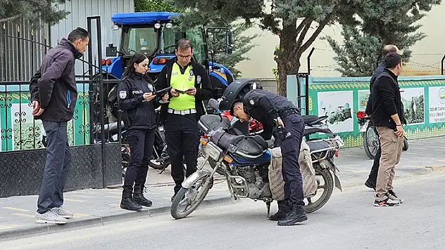 Kulu'da motosiklet sürücüleri denetlendi
