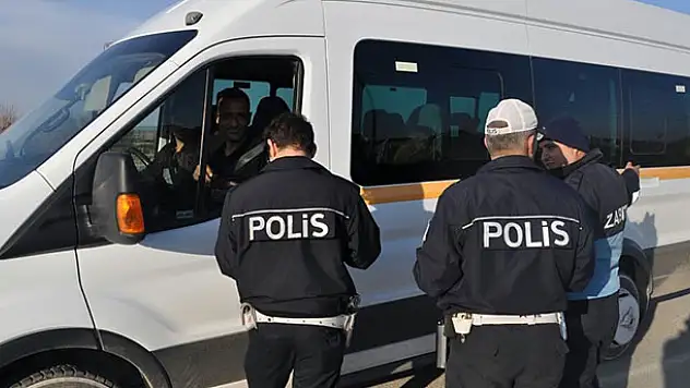 Kulu'da öğrenci servis araçlarına denetim