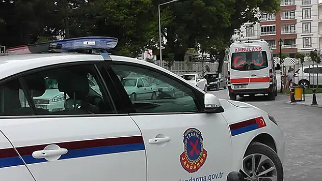 Kulu'da otomobil devrildi: 5 yaralı