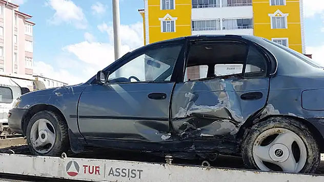 Kulu'da otomobil takla attı: 1 yaralı