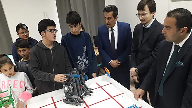 Kulu'da Robotik Kodlama ve Teknoloji Sınıfı açıldı