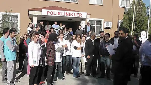 Kulu'da Sağlık Çalışanlarından Artan Terör Saldırısına Tepki