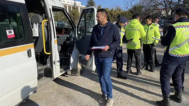Kulu'da servis araçları denetlendi

