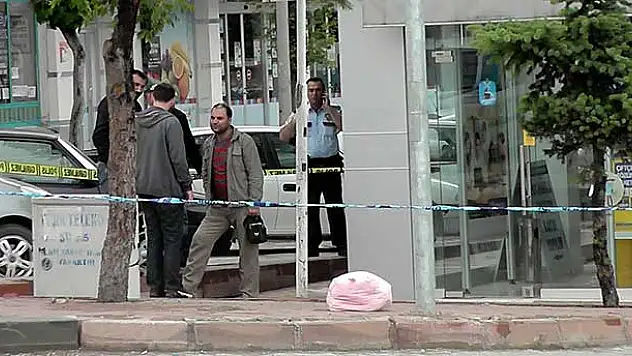 Kulu'da şüpheli çanta polisi alarma geçirdi