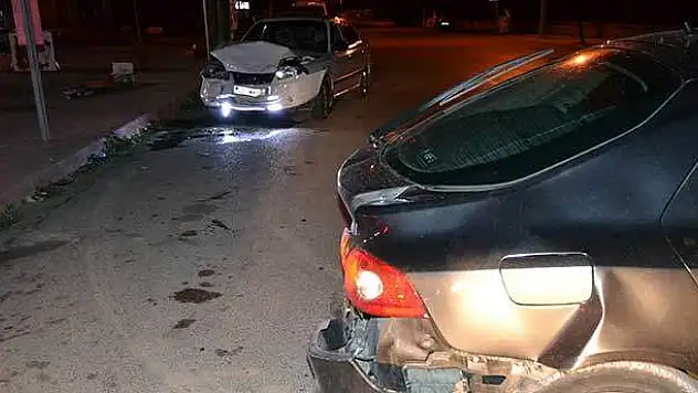 Kulu'da Trafik Kazası: 2 yaralı