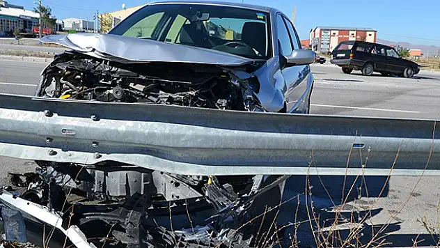 Kulu'da Trafik Kazası : iki yaralı