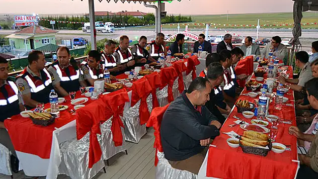 Kulu İlçe Jandarma Komutanlığından iftar programı