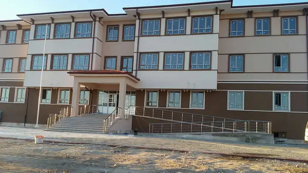 Kulu'ya 16 derslikli İmam Hatip Lisesi