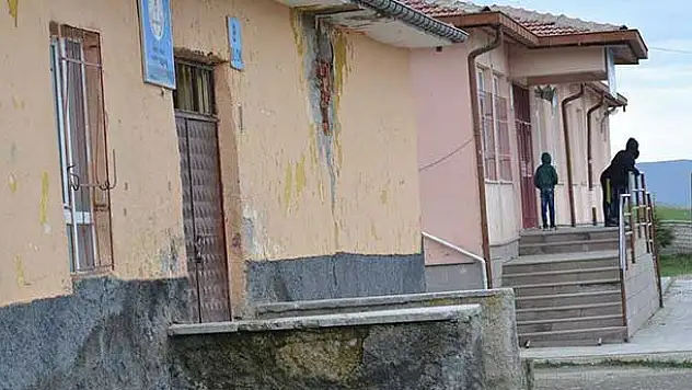 Kulu'ya İki Yeni Okul