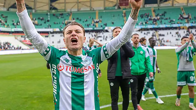 Kulübeden 10 gollük katkı