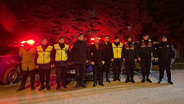 Kulu'da denetimlerde 990 kişi tek tek kontrol edildi