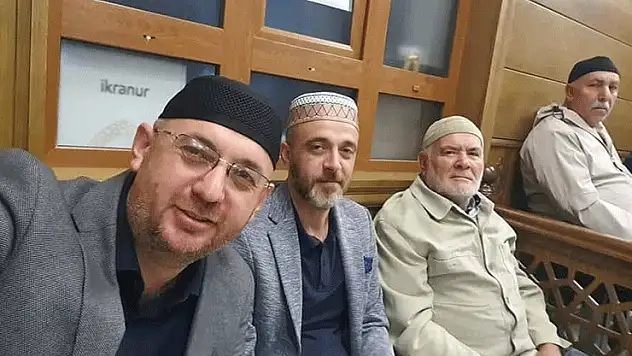 Kulu'da eller semaya Gazze için kalktı
