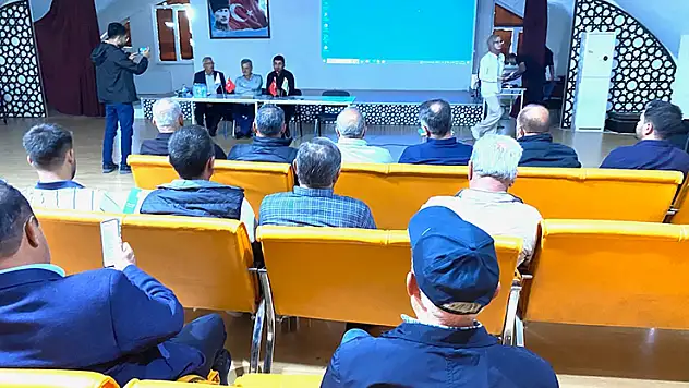 Kulu'da pelemir bitkisine yönelik toplantı düzenlendi