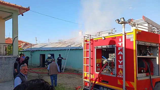 Kulu'da tandır evi yandı