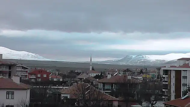 Kulu'da yüksek kesimlere kar yağdı
