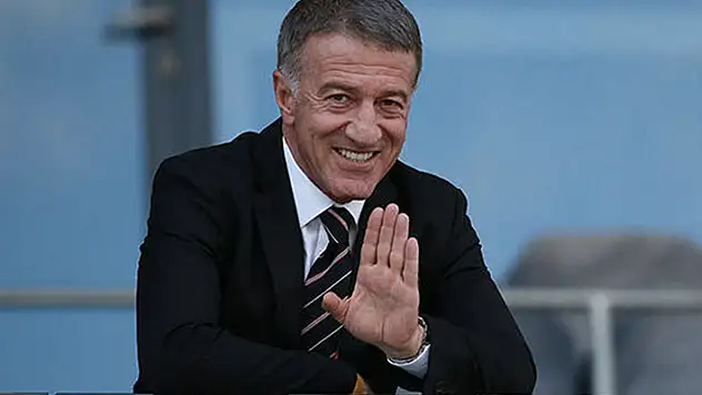 Kulüpler: 8+3 kuralı devam etsin! 