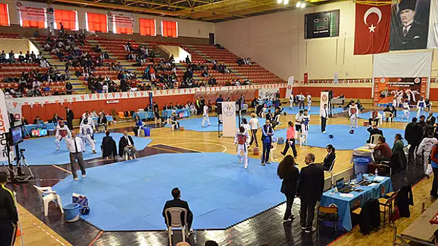 Kulüpler Türkiye Tekvando Şampiyonası Konya'da başladı