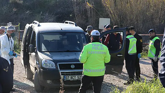 Kumar borcu yüzünden 3 kişiyi öldürüp, 1 kişiyi yaralayan sanığa 88 yıl 4 ay hapis cezası verildi

