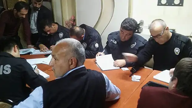 Kumar oynatıldığı iddia edilen derneklere baskın