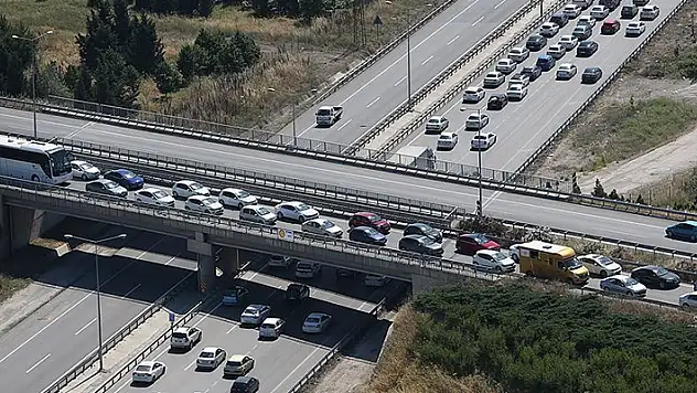 Kurban Bayramı tatilinde KGM sorumluluğundaki köprü ve otoyollar ücretsiz olacak
