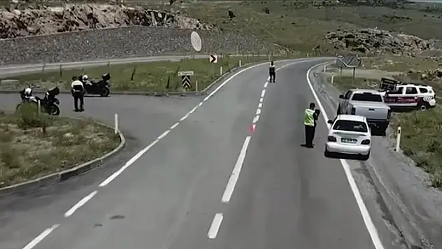 Kurban Bayramı tatilinin ilk 2 günü trafik kazalarında 16 kişi hayatını kaybetti
