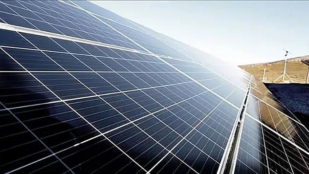 Küresel ekonomideki bozulma temiz enerji ekipman maliyetlerindeki düşüşü yavaşlattı
