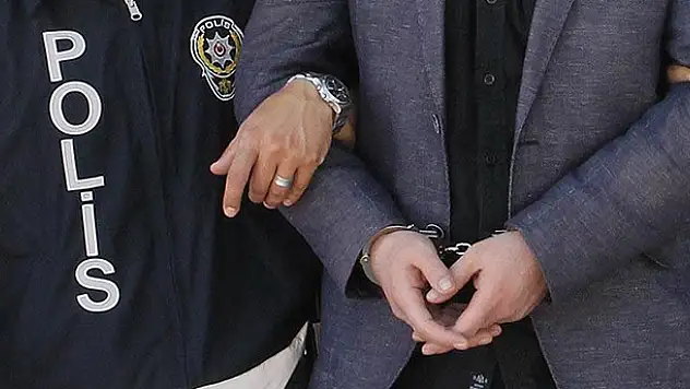 Kurmay başkanı FETÖ'den tutuklandı!