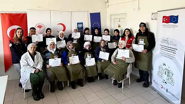 Kursiyerleri istihdam edilen kurs tamamlandı