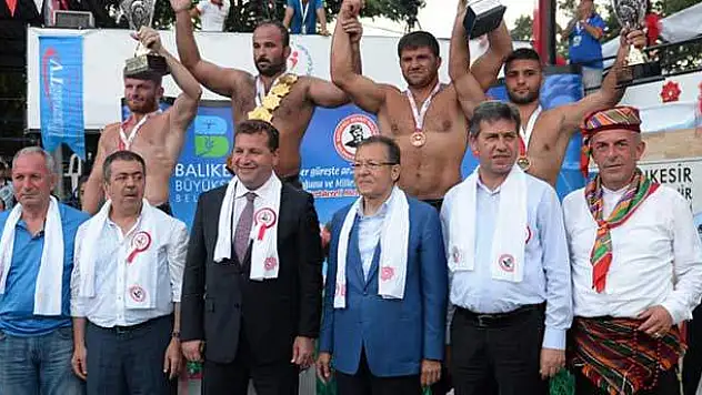 Kurtdere Er Meydanı'nda başpehlivan Orhan Okulu oldu