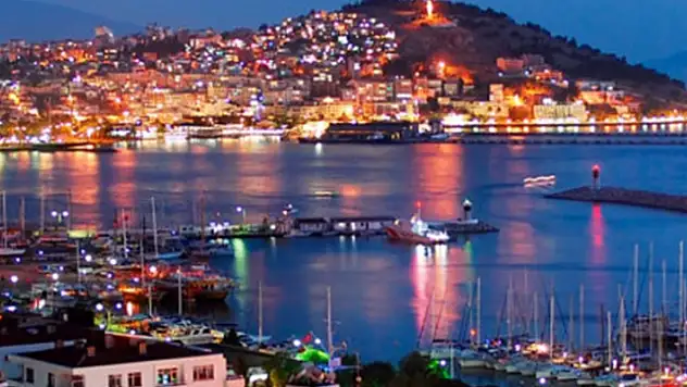 Kuşadası'nda otel 20 yıllığına kiraya verilecek
