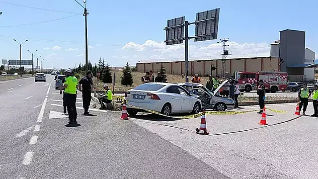 Kütahya'da feci kaza! 1 ölü, 2 yaralı
