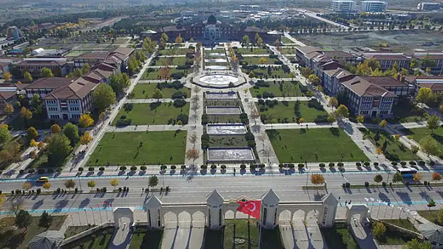 Kütahya Dumlupınar Üniversitesi 45 öğretim üyesi alacak
