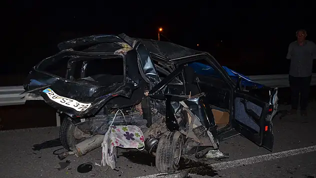 Kütahya'da iki otomobil çarpıştı: 1 ölü, 3 yaralı