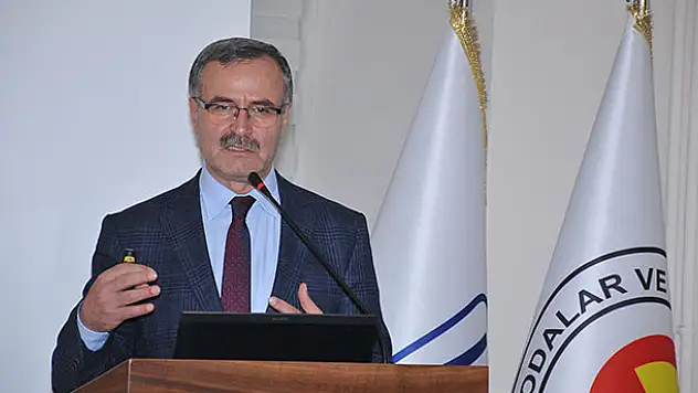 Kütükcü: 'Yüzde 7,4 büyüyen Türkiye G20'nin lider ülkesi'