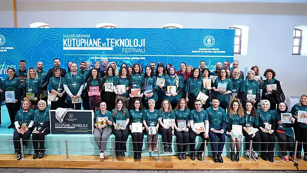 Kütüphaneler yeni rolüyle Konya'da sahneye çıktı