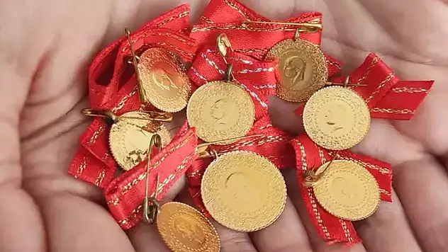 Kuyumcudan 'ikinci basım çeyrek altın' uyarısı
