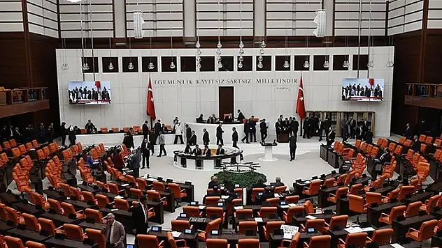 KYK borçları siliniyor, 2 bin TL altı icralık borçlara af! Doğal gaz ve elektrik faturalarına destek geliyor
