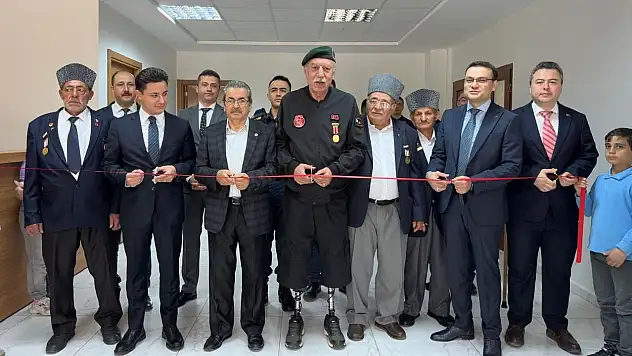 Ladik Halıcı İstiklal Ortaokulu'nda anlamlı program