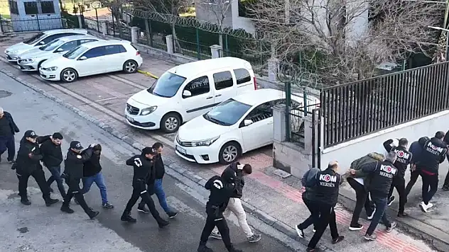 'Lavaş ekmek' çetesi çökertildi