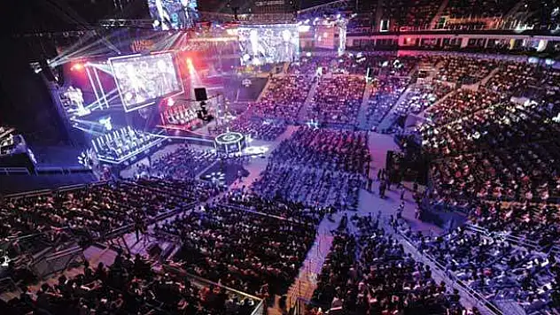 League of Legends Türkiye Büyük Finali'ne 10 bin kişi katıldı