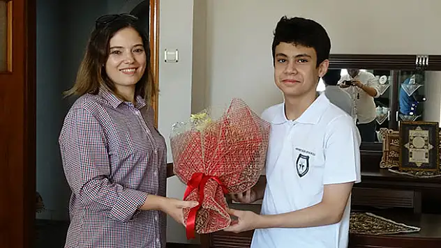 LGS'den tam puan alan Konyalı öğrencinin hayali fizik profesörü olmak