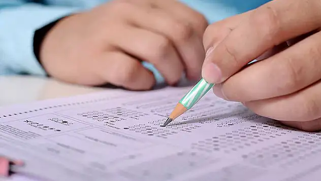 LGS kapsamındaki merkezi sınavda çıkacak soruların müfredat ve kazanımları açıklandı