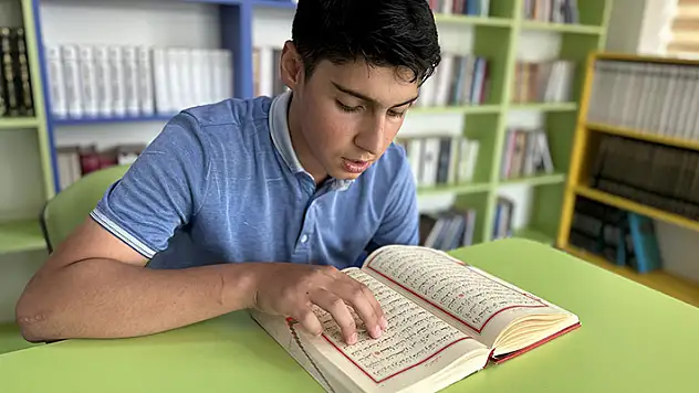 LGS sınavında tam puan alan Konyalı hafız, eğitimine İstanbul'da devam edecek
