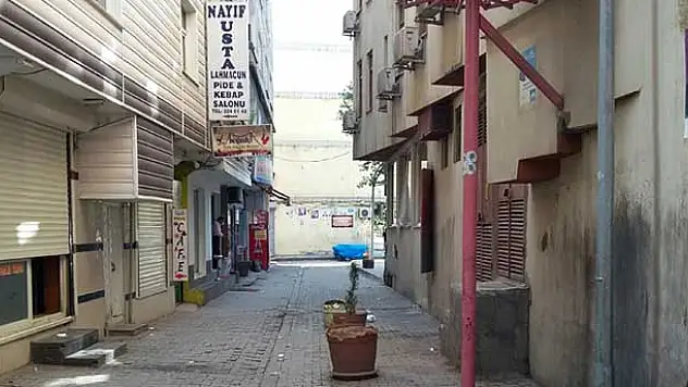 Lice'de dokuz bölgeye giriş çıkışlar yasaklandı